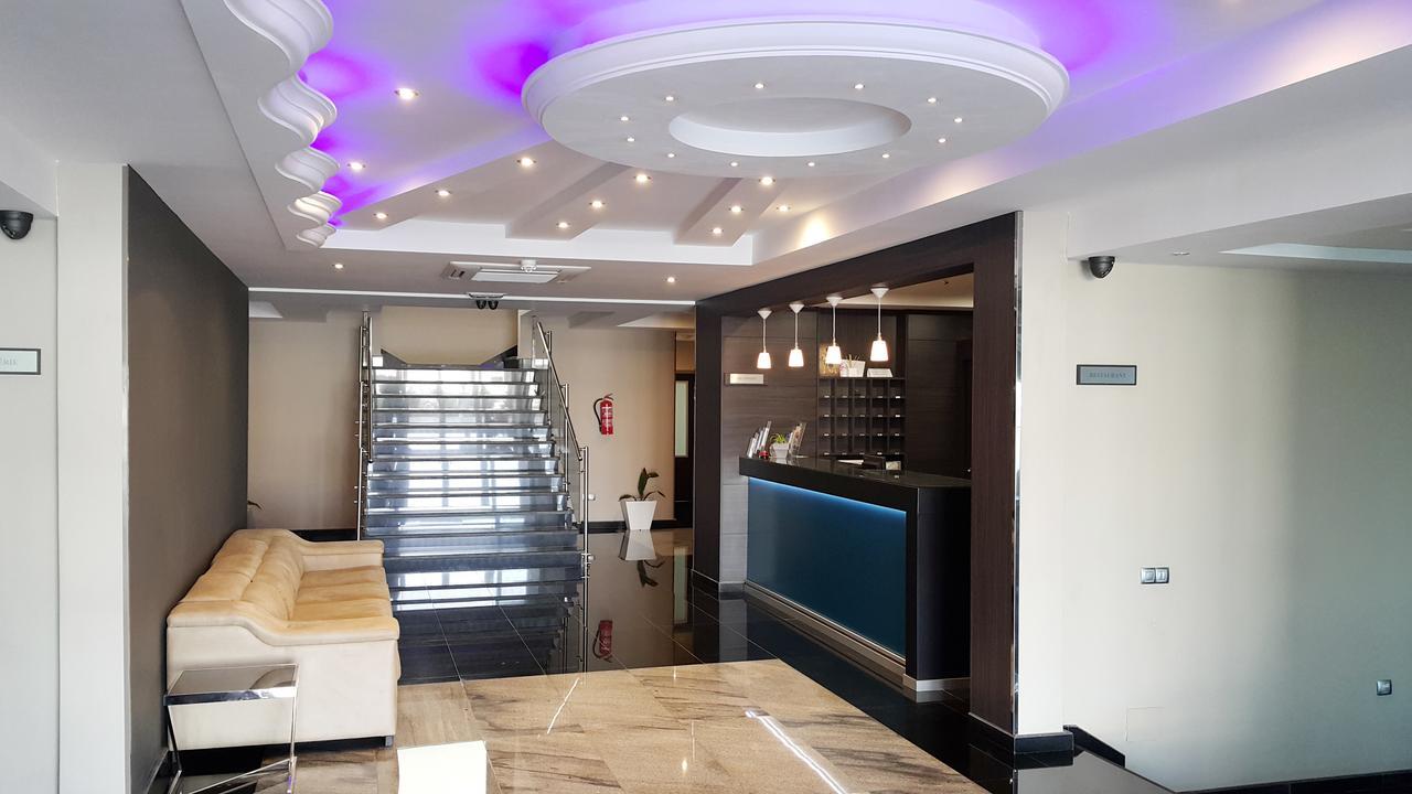 Hotel Tasiast 누아디부 외부 사진