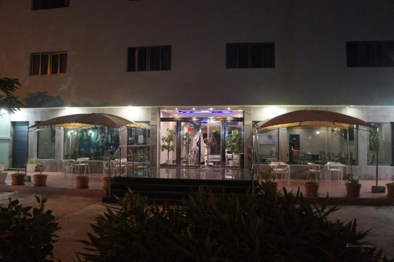 Hotel Tasiast 누아디부 외부 사진